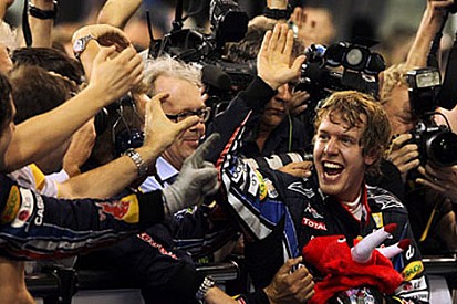 Vettel'in Singapur'da şampiyonluk senaryoları