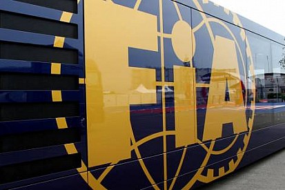 FIA'dan takımlara zorunlu kamber açısı limiti