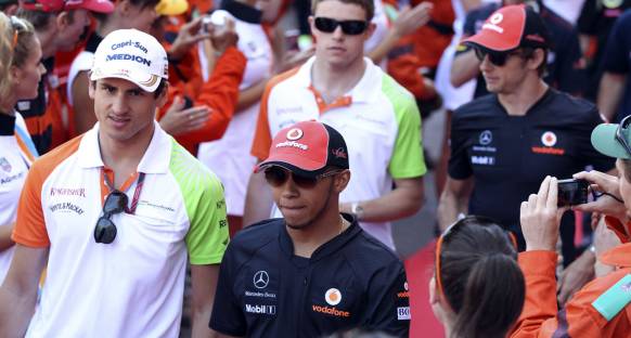 Hamilton: Alonso'dan çok şey öğrendim
