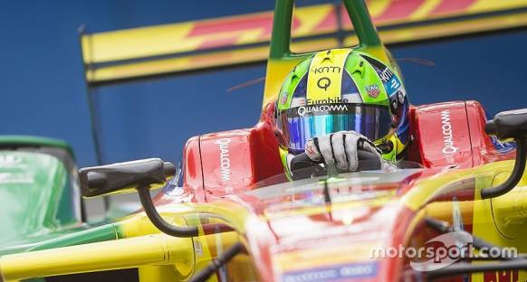 Paris'teki ilk Formula E yarışının kazananı di Grassi oldu