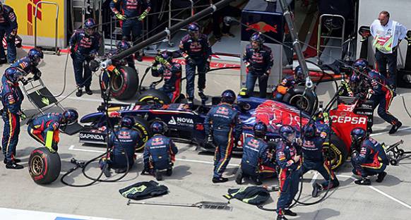 Toro Rosso 2016 aracını yetiştirebilecek mi?