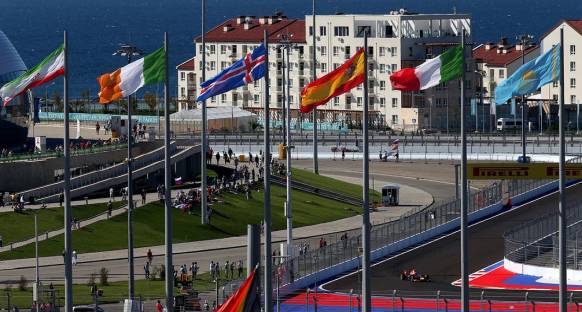Rusya GP Cuma 1. Antrenman Turları Canlı Yayın