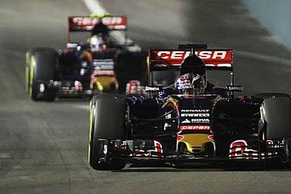 Takım Emrine Uymayan Verstappen'e Takımdan Övgü