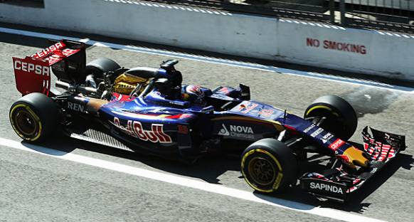 Motor Kapağı Uçan Verstappen'e Ceza Geldi