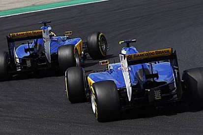 Sauber: Mark Smith'in 2016 aracına etkisi kısıtlı olacak