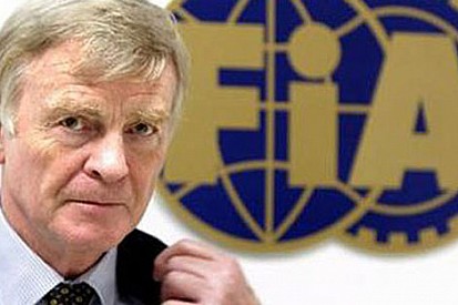 Max Mosley, bütçe sınırlamasında ısrarcı