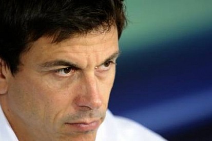 Wolff: Ferrari'nin gelişimi 'etkileyici'