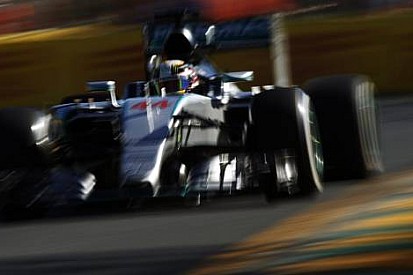 Sezonun ilk pole pozisyonu Hamilton'ın