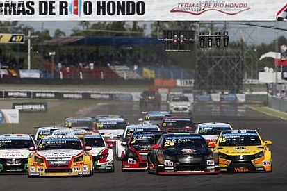 WTCC Arjantin'de Citroen rüzgarı esti