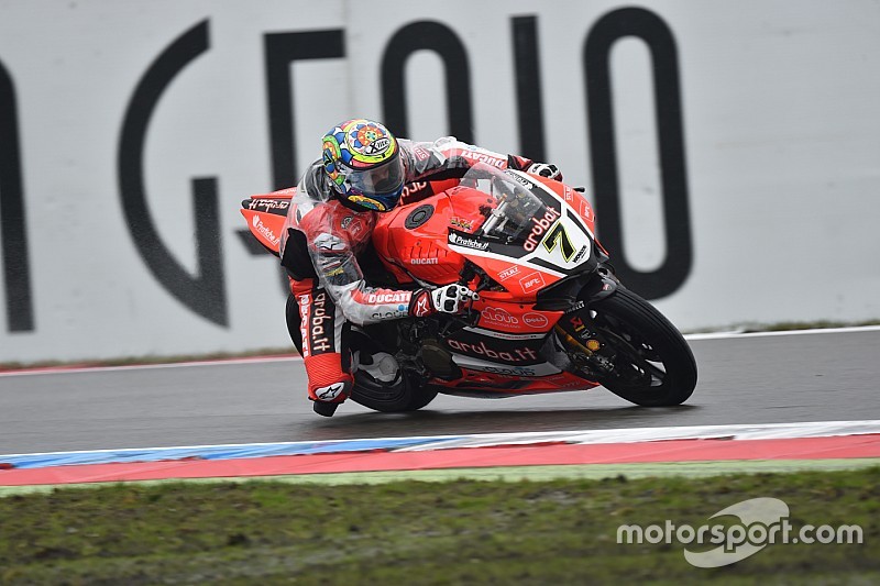 World SBK Imola: Davies snelst, Van der Mark twaalfde in eerste training