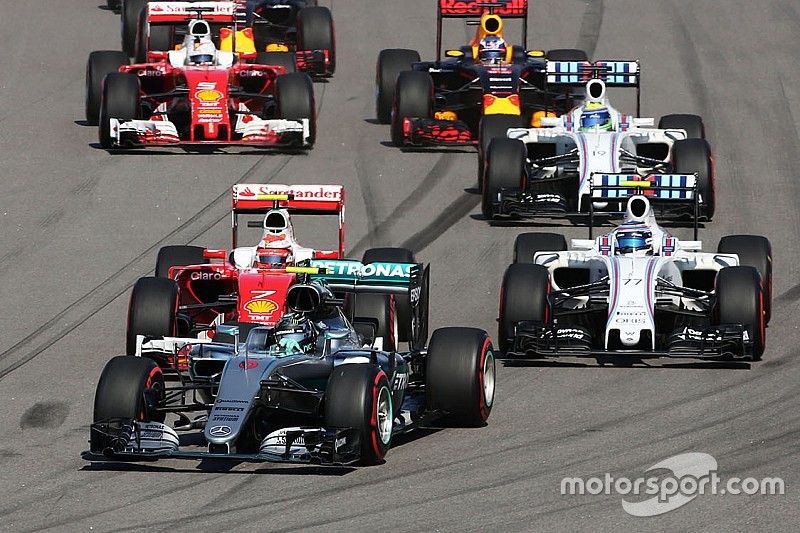 Rosberg in Russia fa poker, mentre Vettel è subito ko