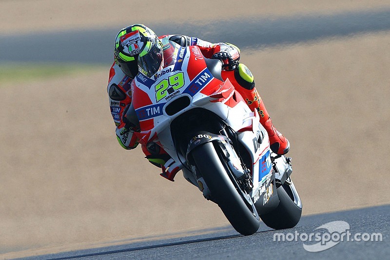 Le Mans, Warm-Up: Iannone riporta in alto la Ducati