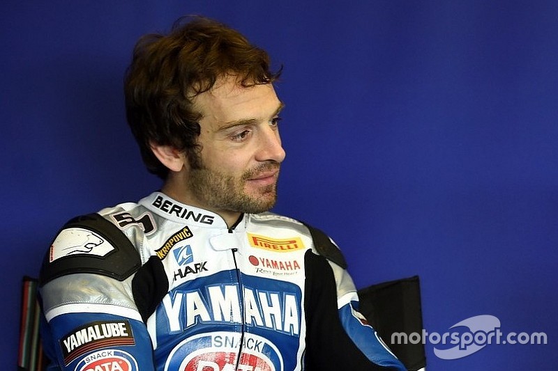 Guintoli ancora out: Yamaha correrà a Sepang con il solo Lowes