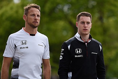 McLaren con Button y Vandoorne para el test en Barcelona