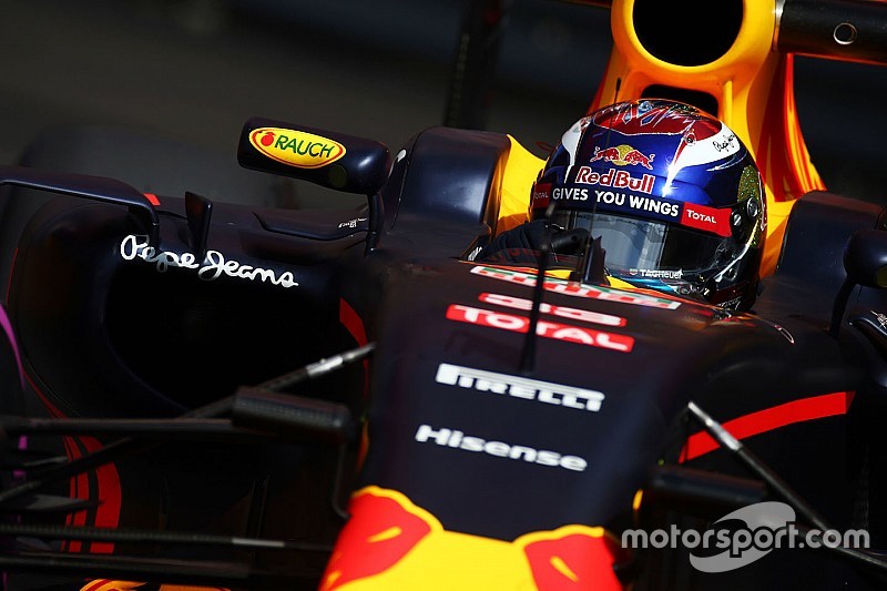 F1-rijders mogen eens per seizoen helmontwerp aanpassen