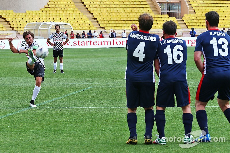 Conoce los equipos de futbol favoritos de los pilotos