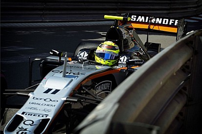 Pérez ismét bizonyította, hogy remek versenyző: újabb üzenet a McLarennek