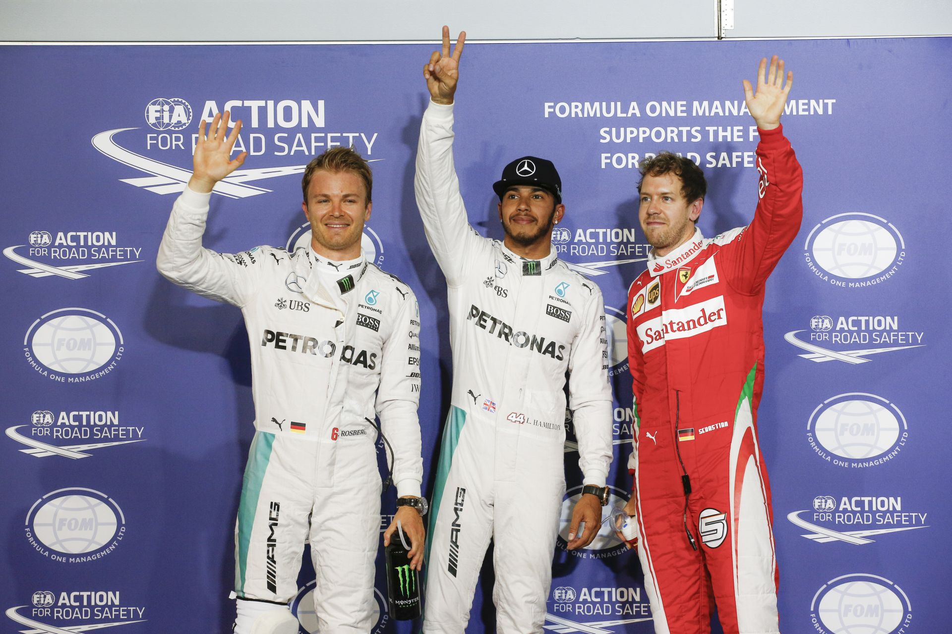Hamilton parádés rádióüzenete Bahreinből