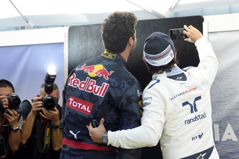 Videón Ricciardo és Felipinho