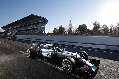 Több, mint 6000 kilométert tesztelt a Mercedes: hihetetlen számok a csapatnál