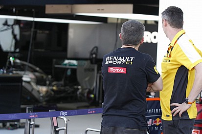 A Mercedes motortitkára fény derült: az égés biztosítja a hatékonyságot!