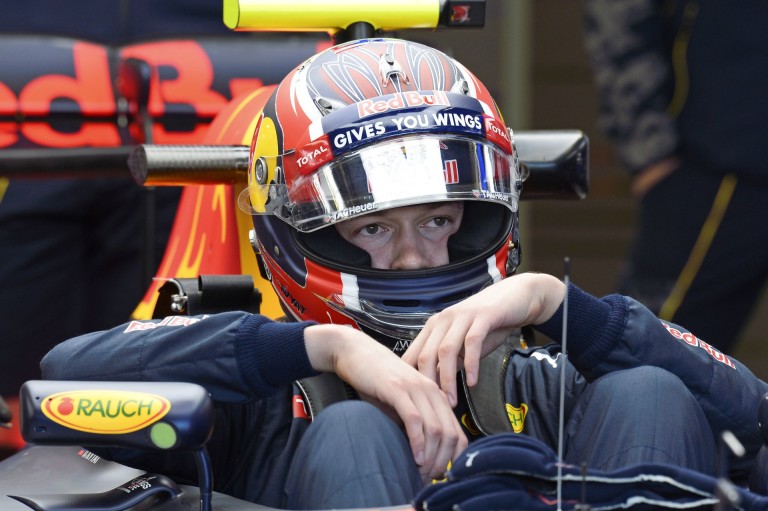 Kvyat autója valószínűleg ma nem akart versenyezni... na majd Bahreinben!