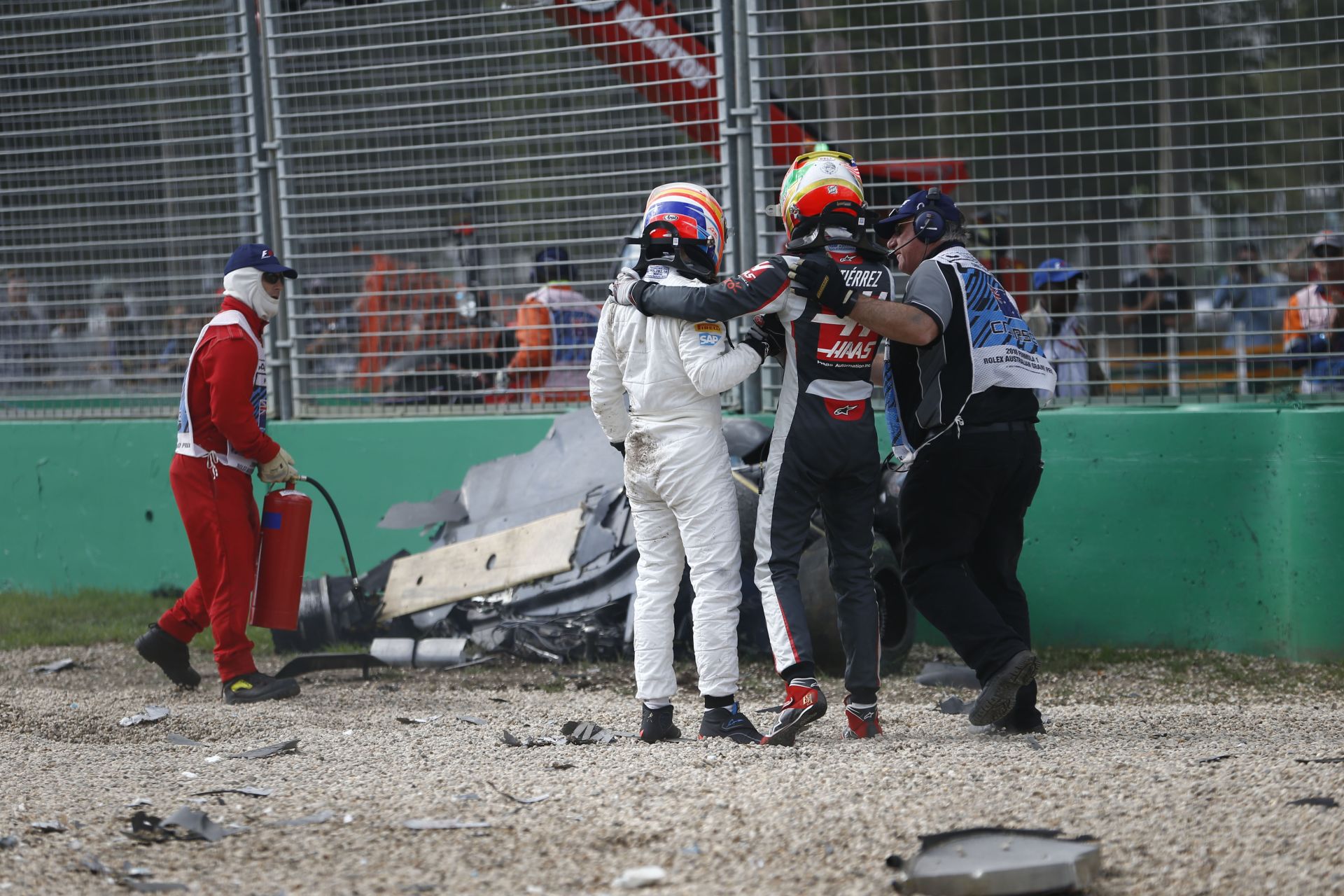 Alonso szerint a halo biztosan hasznos lett volna a melbourne-i balesetnél