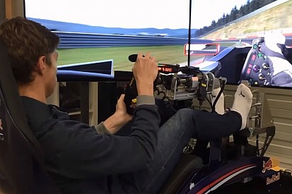 Így szimulátorozik otthon Verstappen: Project CARS otthonra