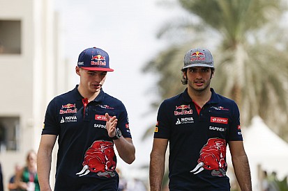 Sainz bepöccen, ha Verstappenről kérdezik… a spanyol durván frusztrált!
