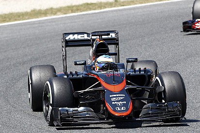 Már csak 4 hét és pályára gurulnak a 2016-os F1-es gépek
