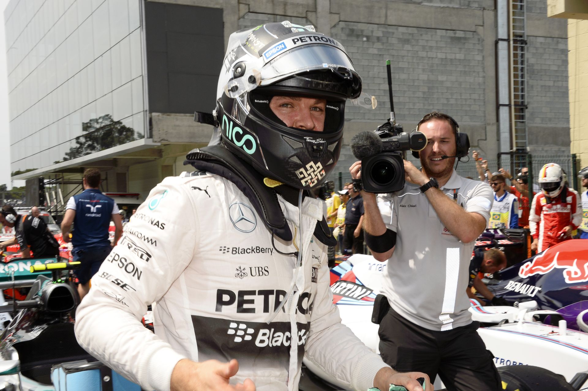 Rosberg nyerte a rettentően UNALMAS Brazil Nagydíjat Hamilton és Vettel előtt: Raikkönen 4.