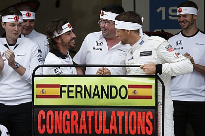 Alonso sokkal nagyobb kihívást jelent Buttonnak, mint anno Hamilton!
