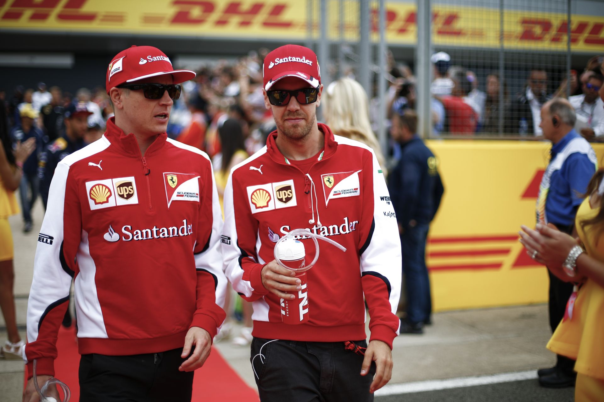Verstappen már jövőre Raikkönen és Vettel csapattársa lehet a Ferrarinál?