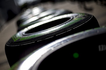 "Live timing” a guminyomásról az F1-ben? Már idén tesztelhetik a rendszert