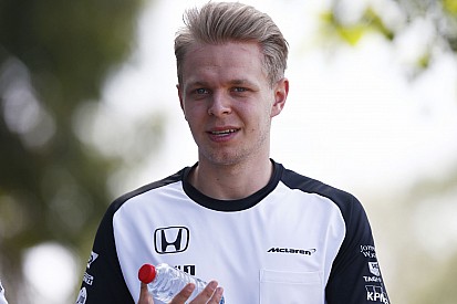 McLaren: Nem rúgtuk ki Magnussent!