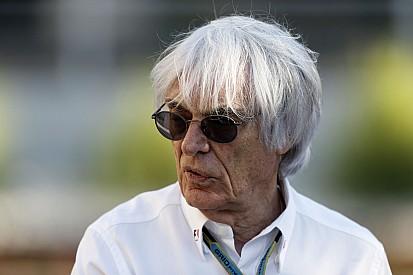 A lassan 85 éves Ecclestone őszintén az életéről, a Forma-1-ről, és a hajáról...