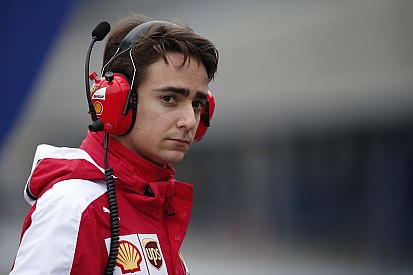 A Haas F1 Team megerősítette: „Az egyik versenyzőnk a Ferraritól érkezik”