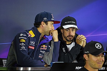 Ricciardo: „Nagyon sajnálom Alonsót…”