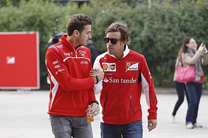 Alonso volt felesége gyakran összetévesztette Bianchit és kedvesét: mintha testvérek lennének!
