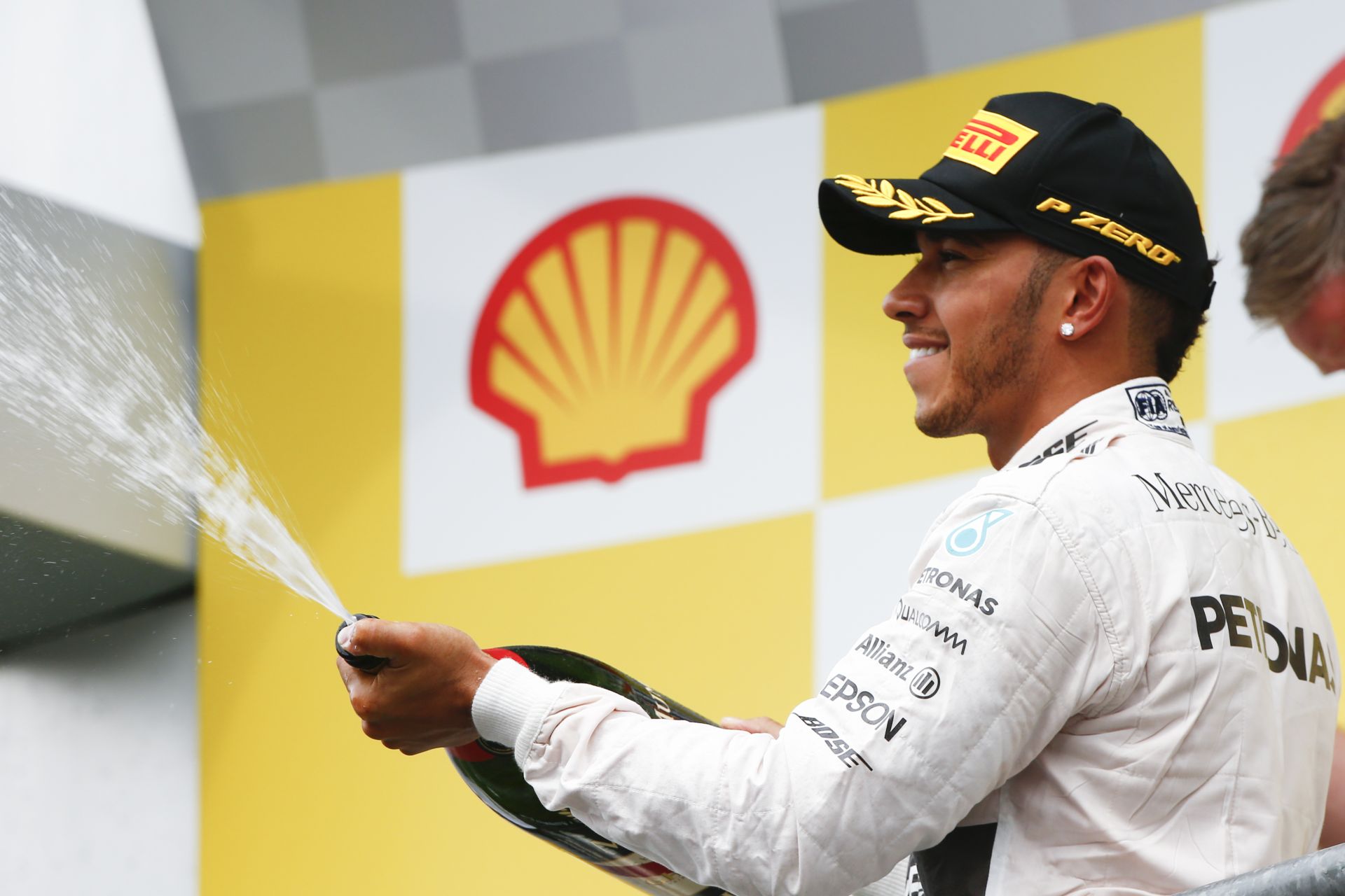 Hamilton: Most érkeztem el a pályafutásom feléhez
