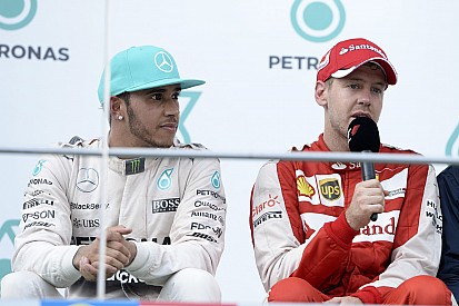 Közel sem biztos, hogy Vettel 2013-ban is bajnokságot nyer, ha Hamilton a csapattársa