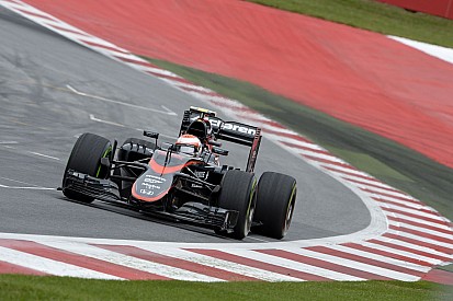 1,5 éves lemaradásban van a Honda F1-es motorja: 2 másodperc a hátrány a Mercedeshez