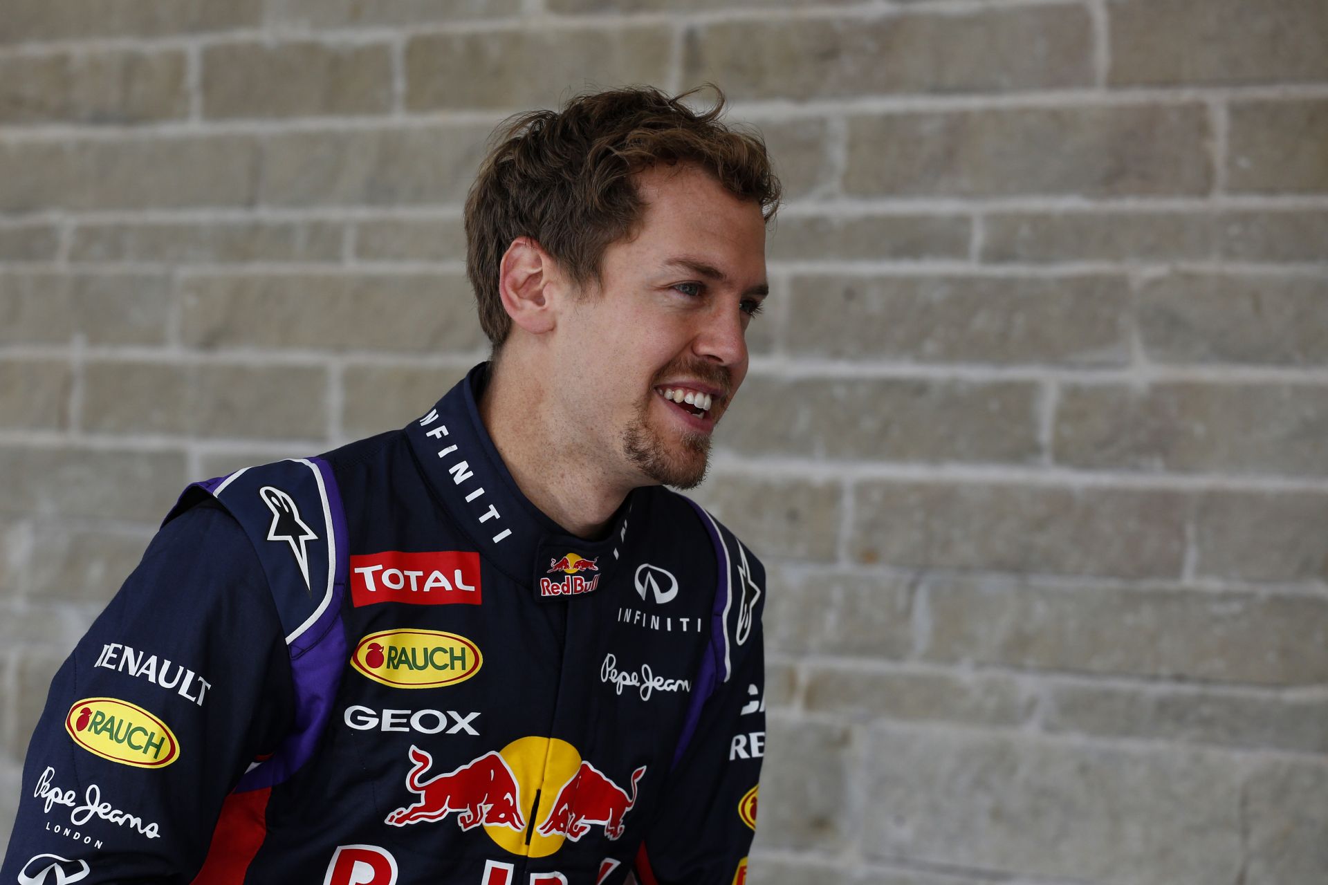 Vettel akkor lesz boldog, ha vége a szezonnak