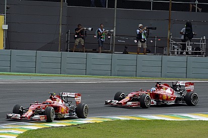 Alonso nem kímélte Raikkönent Brazíliában: Videó az üldözésről