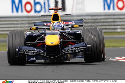 Magyar Nagydíj 2005: A rajt pillanatai! Borul a Red Bull!