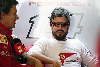 Alonso: Megkönnyebbülés lesz befejezni ezt az évet és elhagyni a Ferrarit, ahol 2010 csak én tudtam nyerni