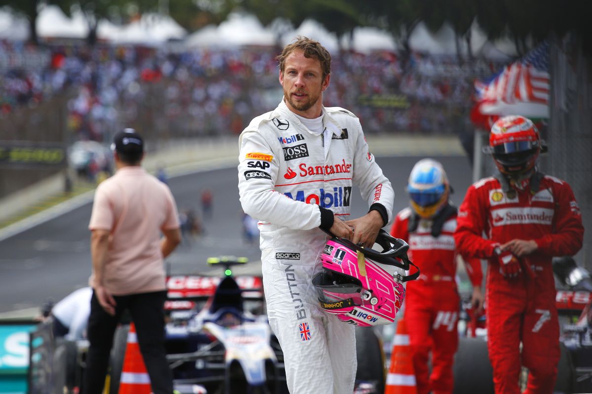 Nem az idei eredmények alapján dönt a McLaren, hiába a sok pont Button neve mellett