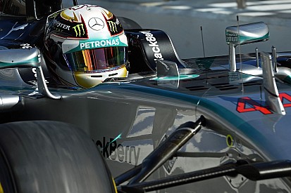 Hamilton örül a történelmi rajtelsőségének, addig Rosberg elismerte, hogy most jobb volt nála! Bottas kissé csalódott, de várja