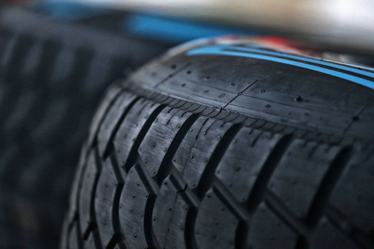 Hamilton és Vettel szerint sem elég jók az esőgumik: a Pirelli változtat, ha alapos technikai oka van