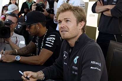 Rosberg: Igen közel van a Ferrari…
